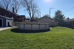 7624 Forest Ave, Munster, IN 46321 - Photo 23