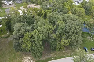 735 Druim Tr, Crown Point, IN 46307 - Photo 7