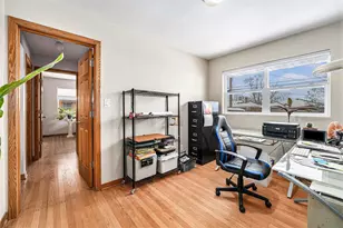 1109 N Dwiggins Ave, Griffith, IN 46319 - Photo 17