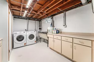 1109 N Dwiggins Ave, Griffith, IN 46319 - Photo 25