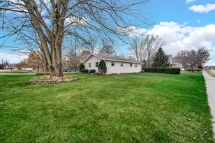 2002 Crockett Ave, Valparaiso, IN 46383 - Photo 25