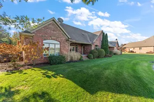 5540 Fountain View Dr, Wheatfield, IN 46392 - Photo 45