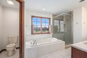 811 Royal Dublin Ln, Dyer, IN 46311 - Photo 27