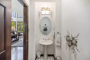 811 Royal Dublin Ln, Dyer, IN 46311 - Photo 17