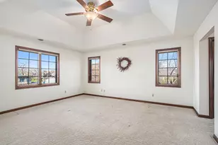 811 Royal Dublin Ln, Dyer, IN 46311 - Photo 25