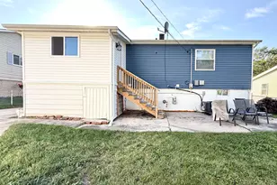 1967 Vigo St, Lake Station, IN 46405 - Photo 17