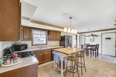 1220 Dogwood Drive, Chesterton, IN 46304 - Photo 5