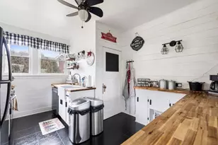 106 Franklin Ct, La Porte, IN 46350 - Photo 7