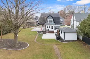 106 Franklin Ct, La Porte, IN 46350 - Photo 5