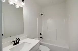 3104 Greenview Dr, Valparaiso, IN 46385 - Photo 19