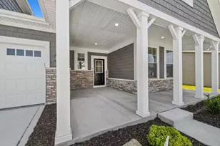 3104 Greenview Dr, Valparaiso, IN 46385 - Photo 3