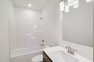 3105 Hilltop Rd, Valparaiso, IN 46385 - Photo 7