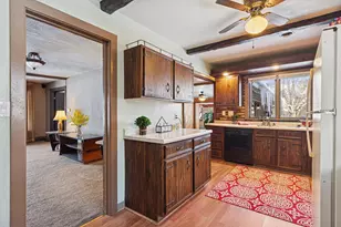 10705 Lane St, Crown Point, IN 46307 - Photo 5