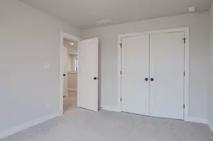 246 Sawgrass Dr, Crown Point, IN 46307 - Photo 25