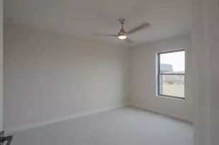 246 Sawgrass Dr, Crown Point, IN 46307 - Photo 11