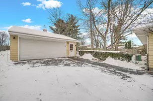 7339 Grand Blvd, Hobart, IN 46342 - Photo 15