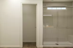 11473 Clyde Dr, Winfield, IN 46307 - Photo 13