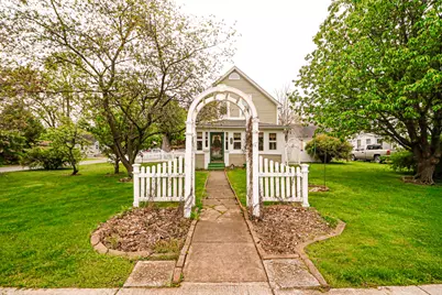 225 Jefferson Avenue, Chesterton, IN 46304 - Photo 1