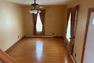 225 Jefferson Ave, Chesterton, IN 46304 - Photo 13