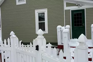 225 Jefferson Ave, Chesterton, IN 46304 - Photo 3