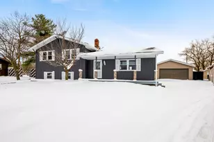 1949 Terri Ln, Schererville, IN 46375 - Photo 3