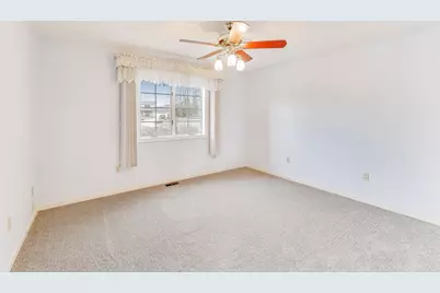 591 Glenwood Drive, Valparaiso, IN 46385 - Photo 21