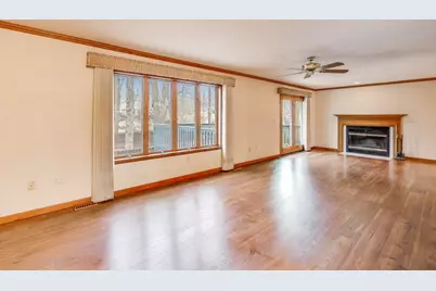 591 Glenwood Drive, Valparaiso, IN 46385 - Photo 9