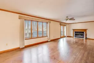 591 Glenwood Dr, Valparaiso, IN 46385 - Photo 9