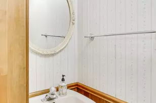 591 Glenwood Dr, Valparaiso, IN 46385 - Photo 13