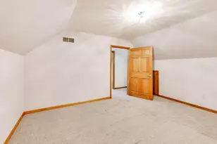 591 Glenwood Dr, Valparaiso, IN 46385 - Photo 27