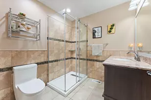 202 Oakridge Ct, Valparaiso, IN 46385 - Photo 23