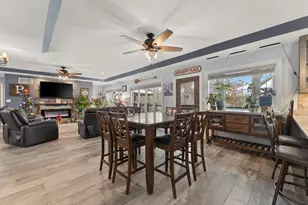 202 Oakridge Ct, Valparaiso, IN 46385 - Photo 9