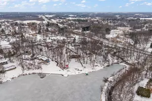 202 Oakridge Ct, Valparaiso, IN 46385 - Photo 71