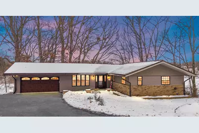 202 Oakridge Court, Valparaiso, IN 46385 - Photo 3