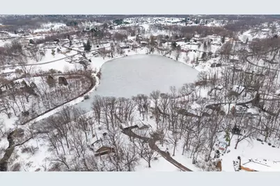 202 Oakridge Court, Valparaiso, IN 46385 - Photo 69