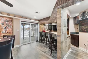 202 Oakridge Ct, Valparaiso, IN 46385 - Photo 25