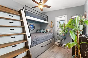 202 Oakridge Ct, Valparaiso, IN 46385 - Photo 21