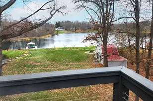 202 Oakridge Ct, Valparaiso, IN 46385 - Photo 45