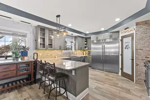 202 Oakridge Ct, Valparaiso, IN 46385 - Photo 11