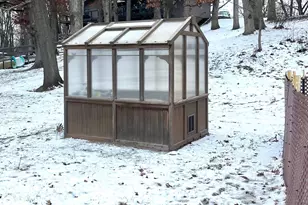 202 Oakridge Ct, Valparaiso, IN 46385 - Photo 83