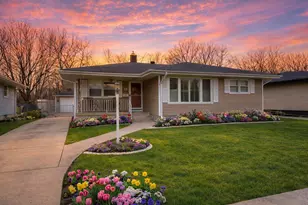 18 Timrick Dr, Munster, IN 46321 - Photo 1