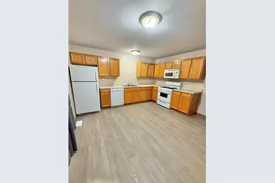 395 Plymouth Road #B, Valparaiso, IN 46385 - Photo 3