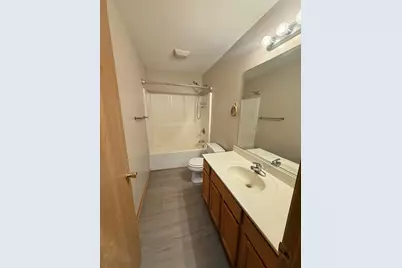 395 Plymouth Road #B, Valparaiso, IN 46385 - Photo 7