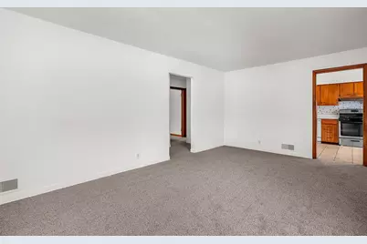 8969 Hudson Court, Munster, IN 46321 - Photo 11