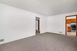 8969 Hudson Ct, Munster, IN 46321 - Photo 11