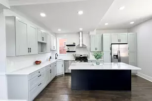 1631 Cleveland Ave, Whiting, IN 46394 - Photo 31