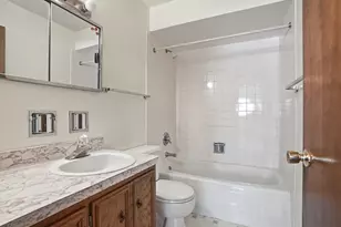 8767 Monroe Ave, Munster, IN 46321 - Photo 11