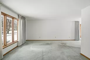 8767 Monroe Ave, Munster, IN 46321 - Photo 3