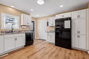 206 W Indiana St, Kouts, IN 46347 - Photo 5