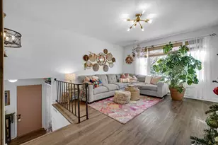 1311 Peachtree Dr, Valparaiso, IN 46383 - Photo 5